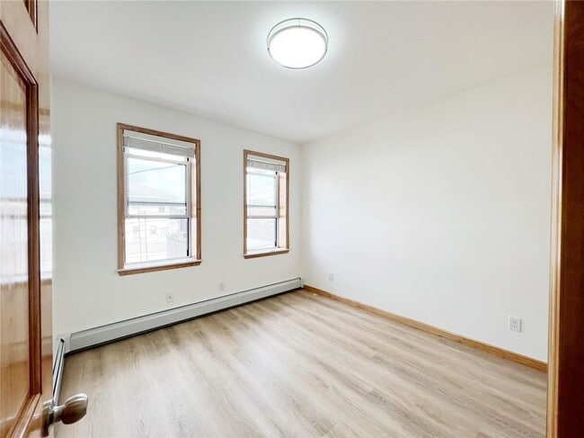 Building Photo - 1793 W 8th St