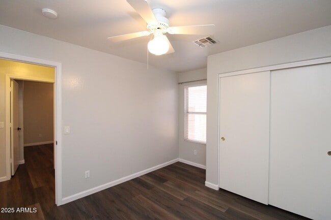 Building Photo - 4526 E Windsong Dr