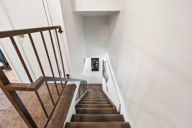 Building Photo - 72632 Raven Rd