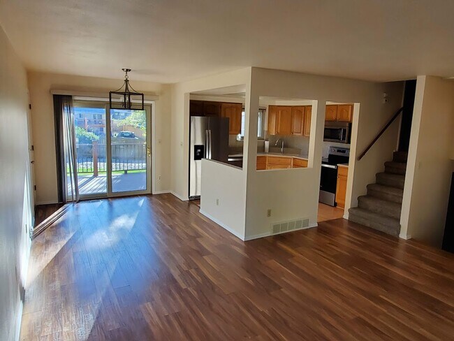 Building Photo - 5219 Alta Loma Rd