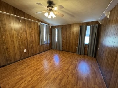Building Photo - 4 Bedroom home on 2 Acres in West Union
