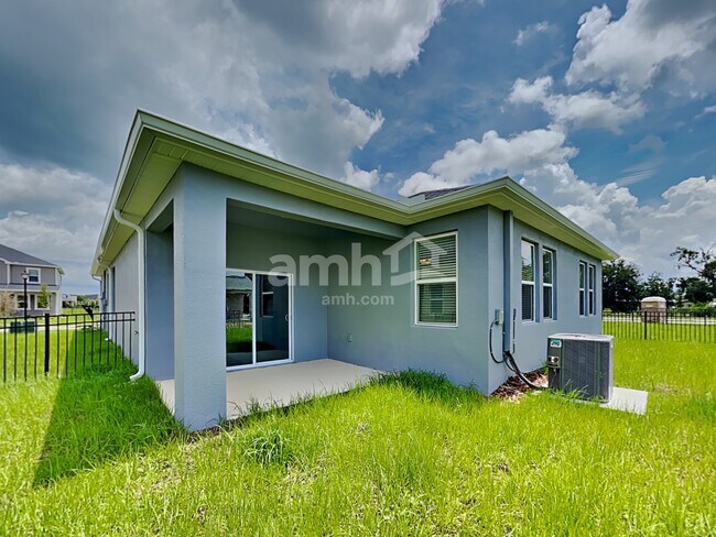 Building Photo - 33966 Thyme Dr