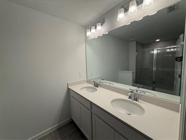 Building Photo - 3674 SE 37th Ct