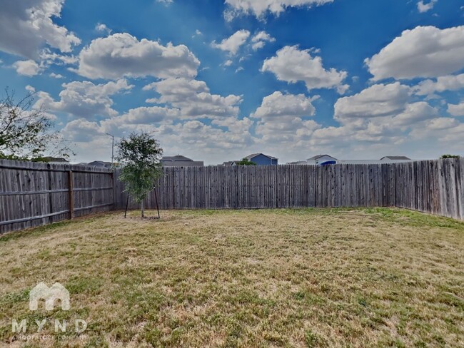 Building Photo - 4007 Asher Alley