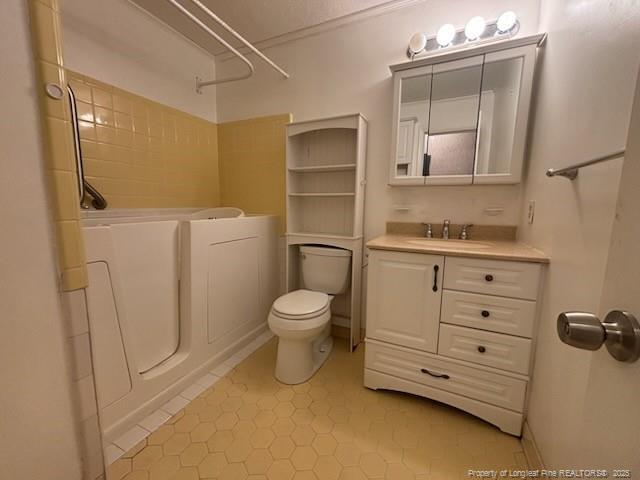 Building Photo - 1447 Gairloch Dr