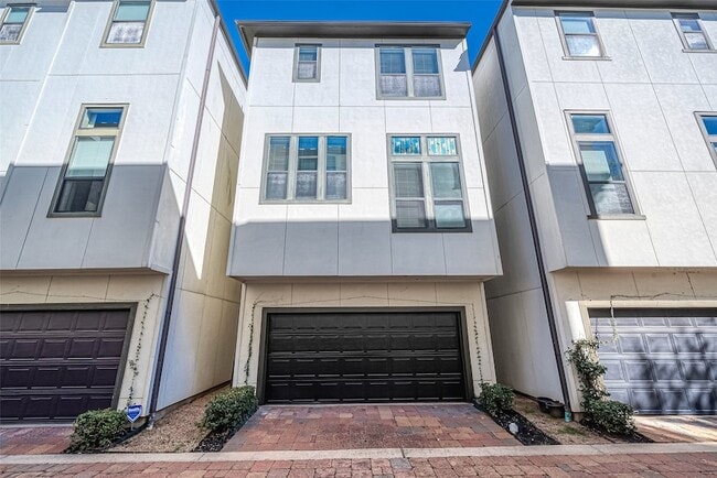 Building Photo - 2634 Texas St