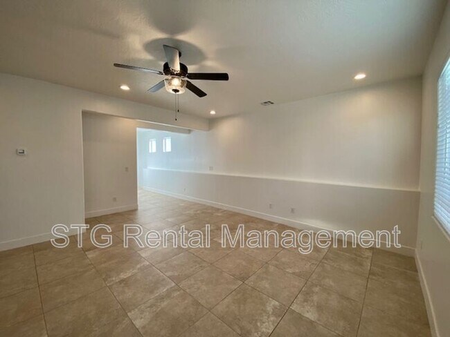Building Photo - 2473 350 N