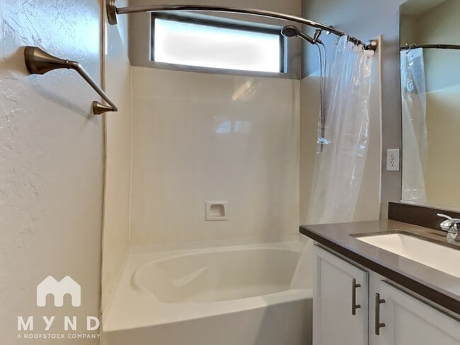 Building Photo - 39828 N Messner Way