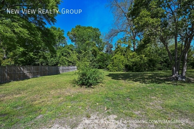 Building Photo - 134 Saluda St