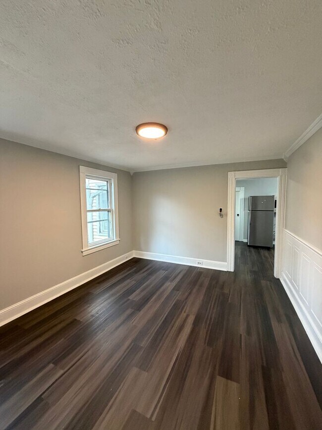 Building Photo - 82 Brookside Ave