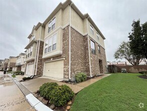 Building Photo - 7814 Stoneyway Dr