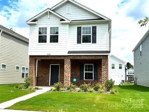 Building Photo - 216 Emmett Dr