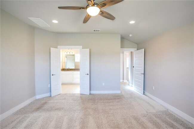 Building Photo - 9305 McKnight Lp