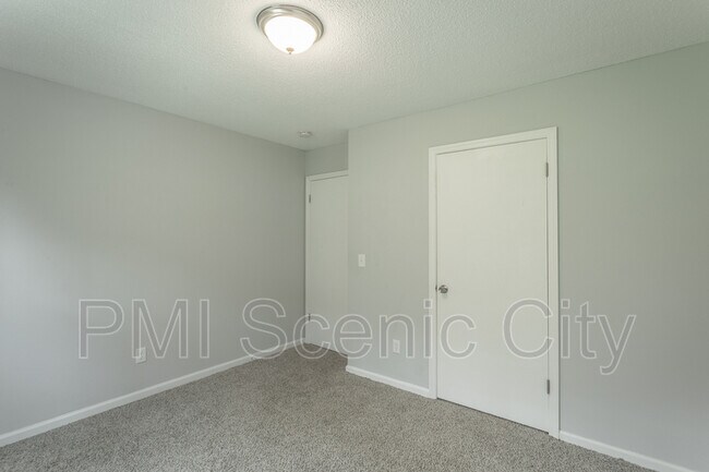 Building Photo - 5907 Browntown Rd