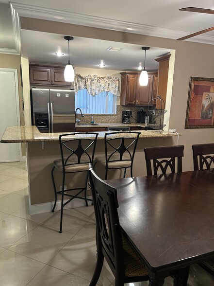 bar stools - 225 Deer Creek Blvd