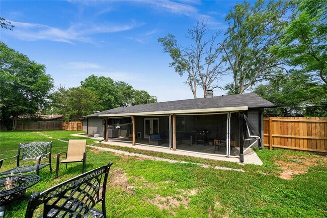 Building Photo - 11142 County Rd 2206