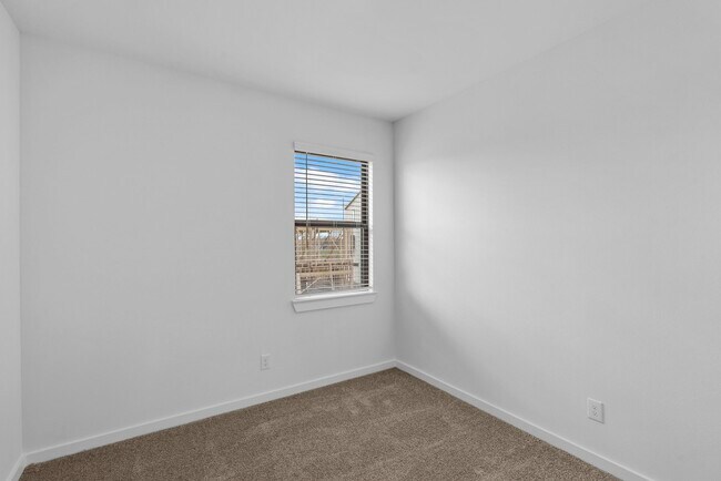 Building Photo - 3311 Loam Ln