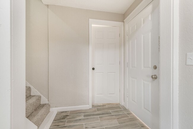 Building Photo - 4/2 Home for Lease