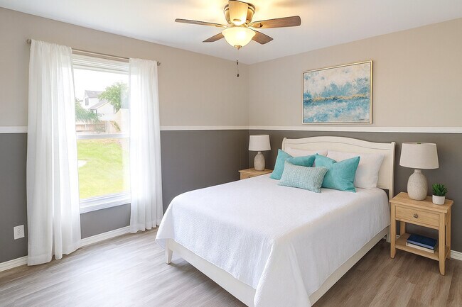 Building Photo - 304 Jackson St