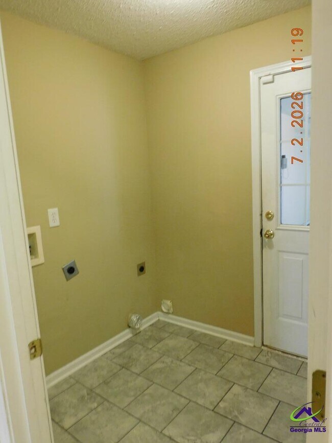 Building Photo - 203 Margeson Dr