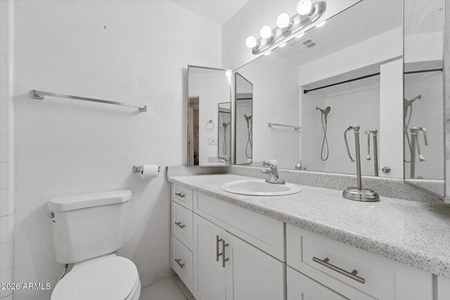 Building Photo - 3224 S El Camino Dr