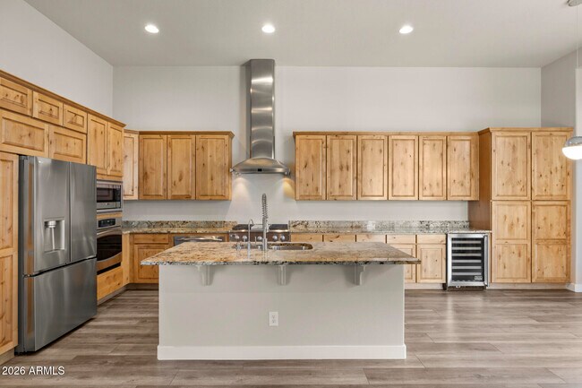 Building Photo - 3653 E Sands Dr