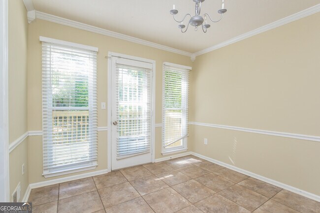 Building Photo - 294 Oak Landing Cir
