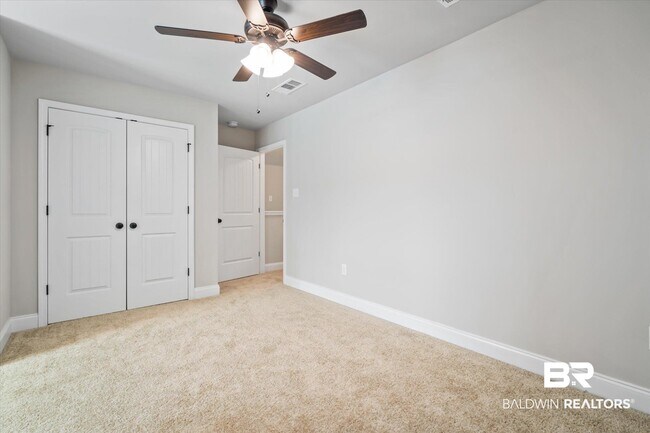 Building Photo - 950 Gibson Ct