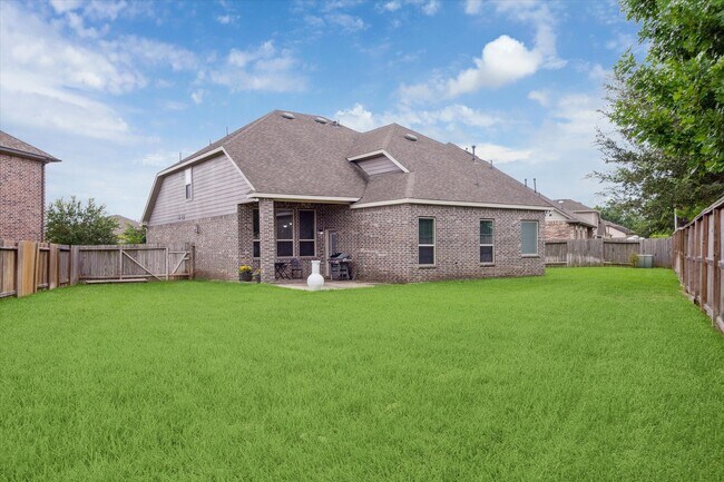 Building Photo - 1539 Giles Dr
