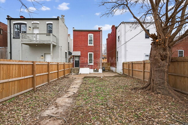 Building Photo - 3833 Oregon Ave