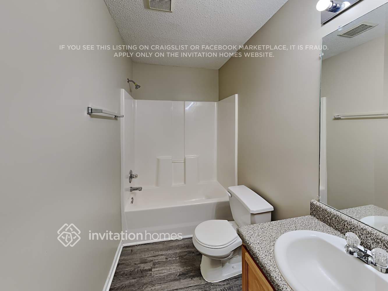 Building Photo - 254 Bonnes Dr SW