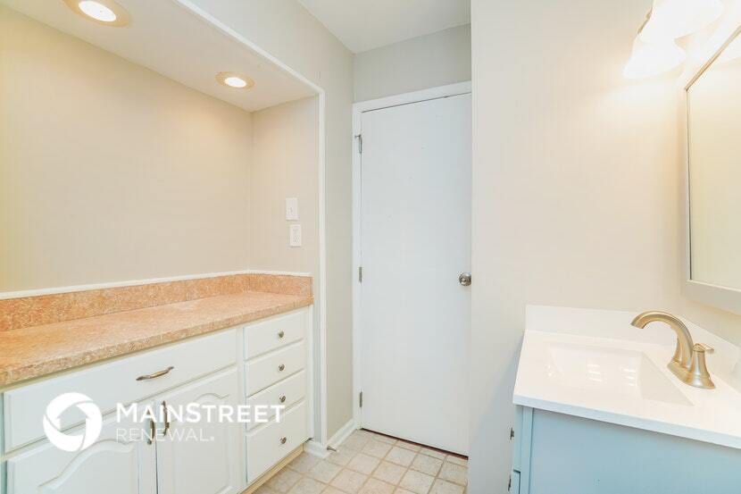 Building Photo - 3622 Washburn St