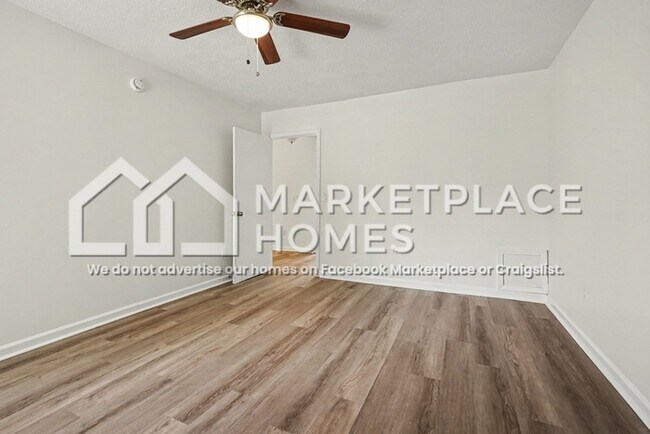 Building Photo - 80 Willowick Dr