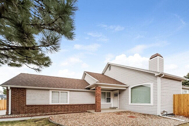 Building Photo - 4494 Genoa St