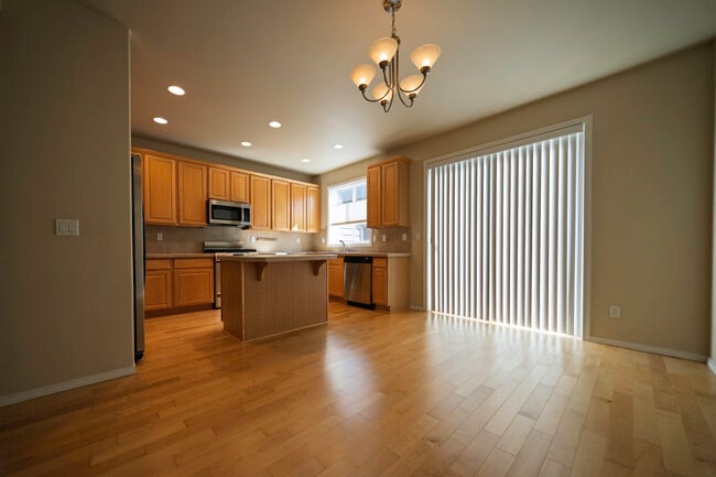 Kitchen and dining room - 4828 SE Teakwood St