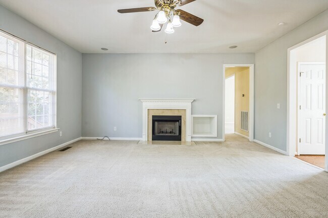 Building Photo - 1104 Walden Pl Dr