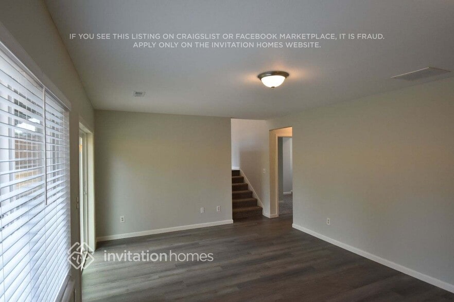 Building Photo - 3700 Arbor Dr SE