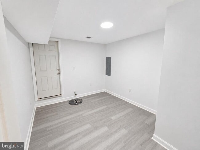 Building Photo - 4031 Park Heights Ave
