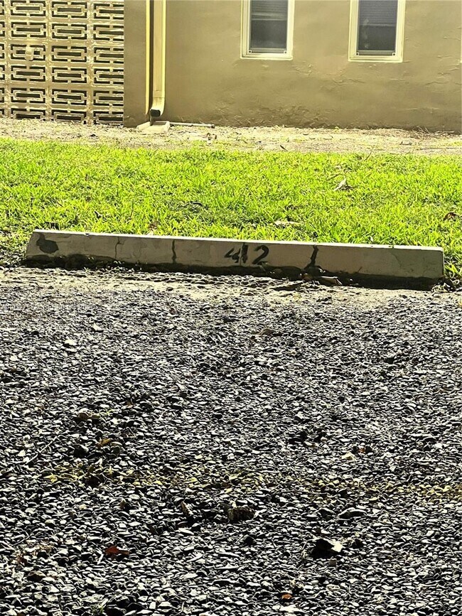 Building Photo - 6310 SW 79th St