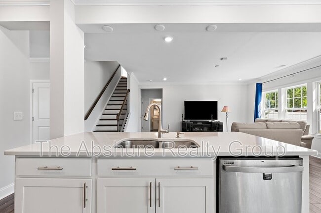 Building Photo - 109 Barnwell Loop