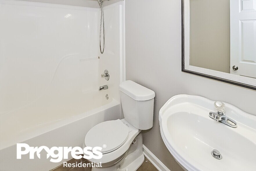 Building Photo - 52 Forked Creek Pkwy