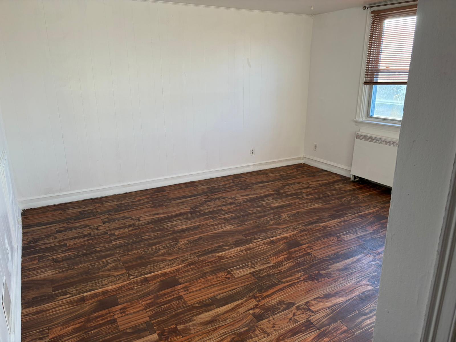 Building Photo - 7137 Castor Ave