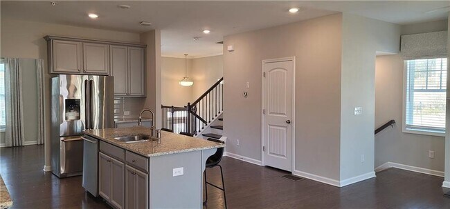 Building Photo - 110 Grand Approach Dr