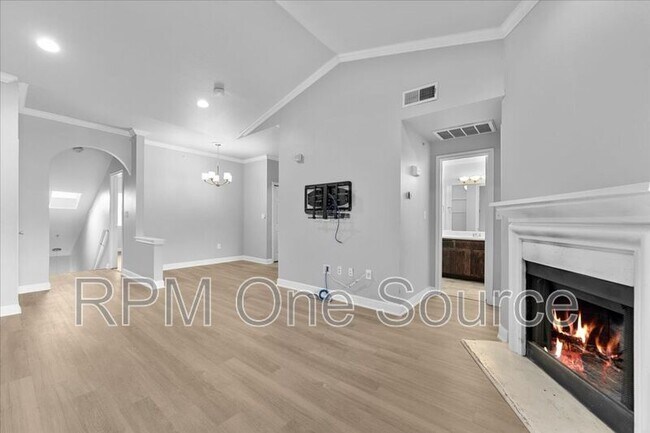 Building Photo - 2601 Preston Rd