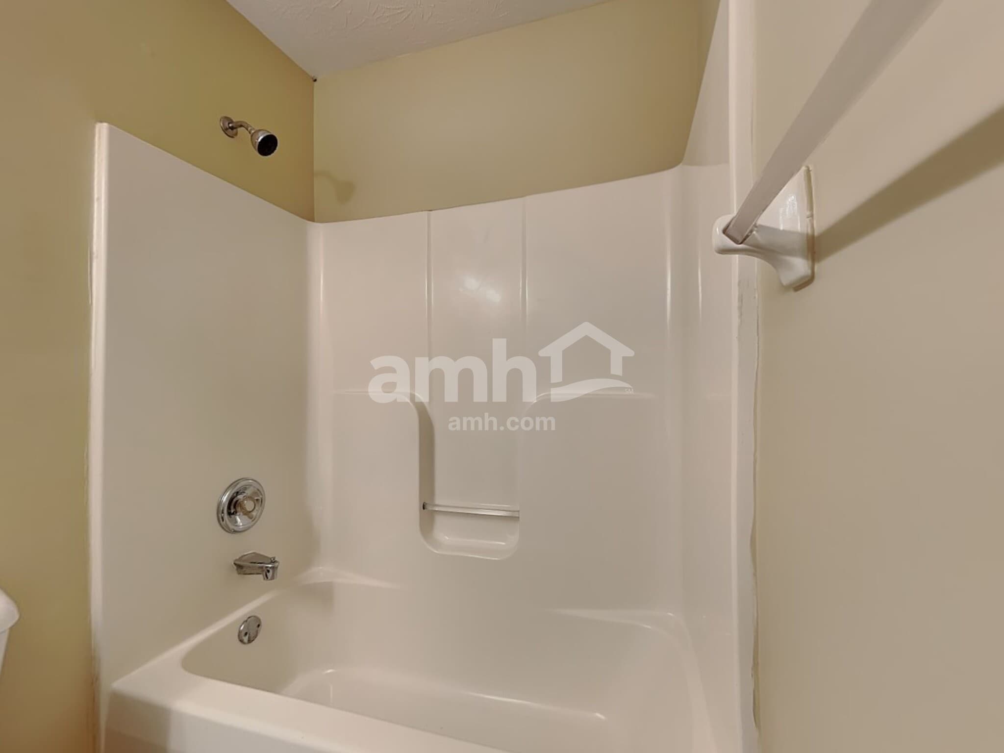 Building Photo - 132 Hitching Post Pl