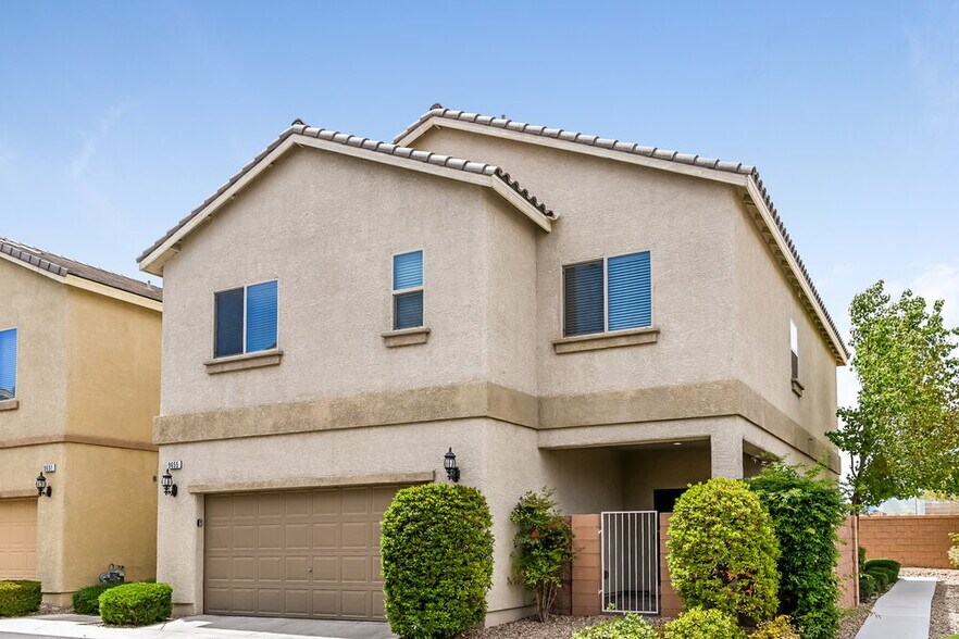 Building Photo - 9655 Vega Carpio Ave