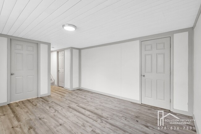 Building Photo - 3925 Chicamauga Dr