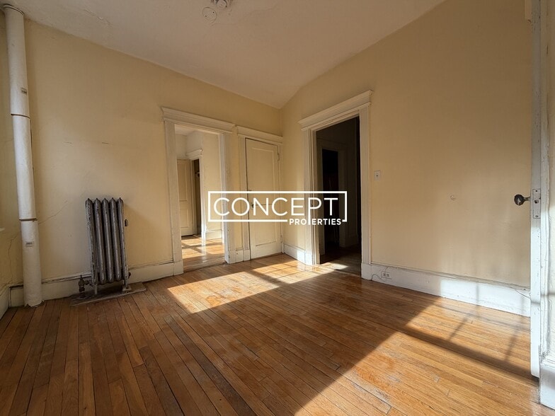 Building Photo - 9 Myrtle St