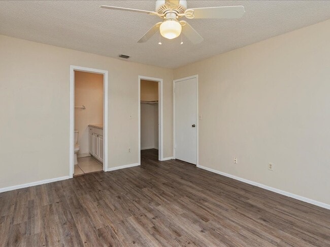Building Photo - Great Price Single Family Home