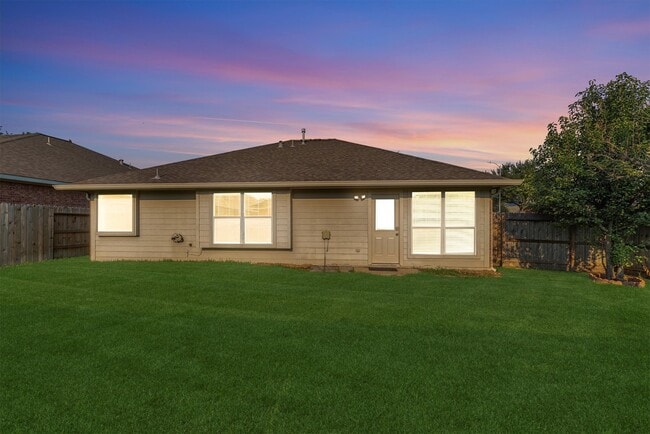 Building Photo - 2722 Bronze Loquate Ct